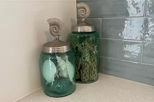 2504 S Milmar Dr, Sarasota, FL 34237 - Photo 9