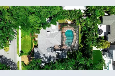 1714 South Drive, Sarasota, FL 34239 - Photo 3