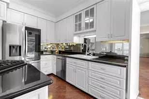 1714 South Dr, Sarasota, FL 34239 - Photo 27