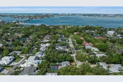 1714 South Drive, Sarasota, FL 34239 - Photo 7