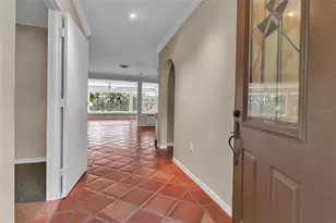 1714 South Dr, Sarasota, FL 34239 - Photo 9