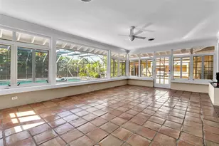 1714 South Dr, Sarasota, FL 34239 - Photo 15