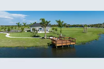 10621 Orbit Terrace, Sarasota, FL 34241 - Photo 17
