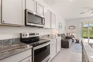 17522 Crescent Moon Loop, Bradenton, FL 34211 - Photo 7