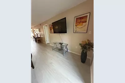 3176 Lake Bayshore Drive #319, Bradenton, FL 34205 - Photo 5