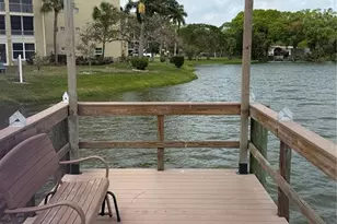 3176 Lake Bayshore Dr, Bradenton, FL 34205 - Photo 39