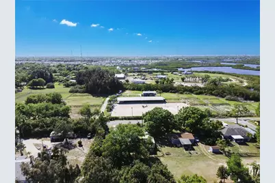 2303 45th Street E, Bradenton, FL 34208 - Photo 69