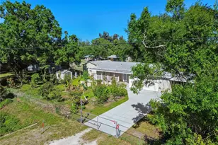 2303 45th St E, Bradenton, FL 34208 - Photo 5