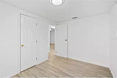 2303 45th Street E, Bradenton, FL 34208 - Photo 31