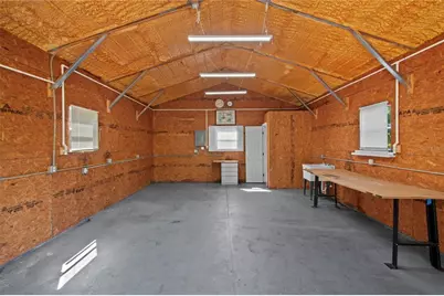 2303 45th Street E, Bradenton, FL 34208 - Photo 57