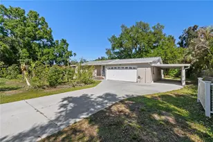 2303 45th St E, Bradenton, FL 34208 - Photo 3