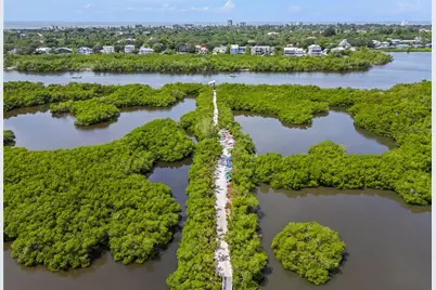 5226 Landings Boulevard #102, Sarasota, FL 34231 - Photo 31