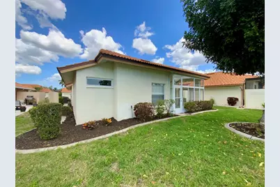 4310 Murfield Drive E, Bradenton, FL 34203 - Photo 9