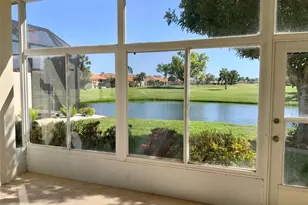 4310 Murfield Dr E, Bradenton, FL 34203 - Photo 9