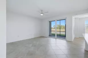 12470 Wellen Golf St, Venice, FL 34293 - Photo 15