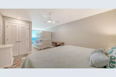 2425 Gulf Of Mexico Drive #14E, Longboat Key, FL 34228 - Photo 19