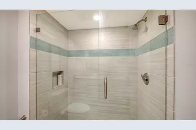 2425 Gulf Of Mexico Drive #14E, Longboat Key, FL 34228 - Photo 23