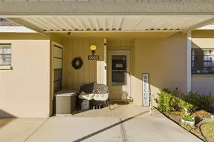 5023 Village Gardens Dr, Sarasota, FL 34234 - Photo 3