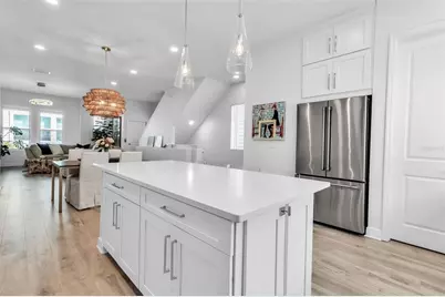 2554 Ruffing Court, Sarasota, FL 34237 - Photo 9