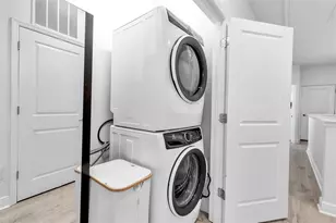 2554 Ruffing Ct, Sarasota, FL 34237 - Photo 27