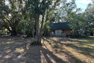 121 Christie Ave, Sarasota, FL 34232 - Photo 5