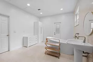 4334 Marcott Cir, Sarasota, FL 34233 - Photo 29