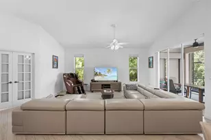 4334 Marcott Cir, Sarasota, FL 34233 - Photo 17