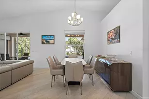 4334 Marcott Cir, Sarasota, FL 34233 - Photo 15