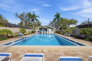 4173 Center Pointe Cir, Sarasota, FL 34233 - Photo 25