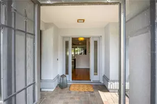 311 75th St Ct NW, Bradenton, FL 34209 - Photo 5