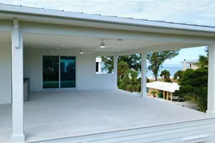 107 Tuna St, Anna Maria, FL 34216 - Photo 17