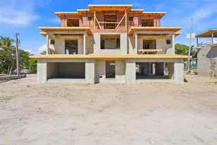 107 Tuna St, Anna Maria, FL 34216 - Photo 7