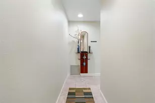 808 Capri Isles Blvd, Venice, FL 34292 - Photo 7