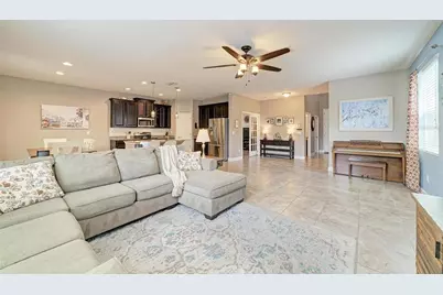 8425 Nandina Drive, Sarasota, FL 34240 - Photo 15