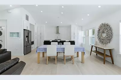 2473 Ringling Boulevard, Sarasota, FL 34237 - Photo 11