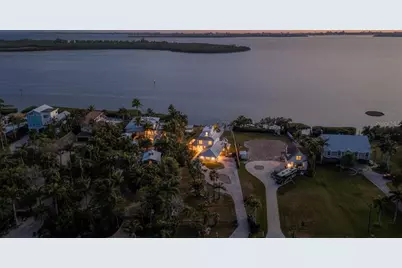 10218 46th Avenue W, Bradenton, FL 34210 - Photo 1