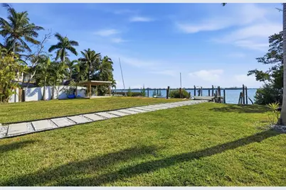 10218 46th Avenue W, Bradenton, FL 34210 - Photo 15