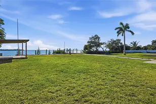 10218 46th Ave W, Bradenton, FL 34210 - Photo 9