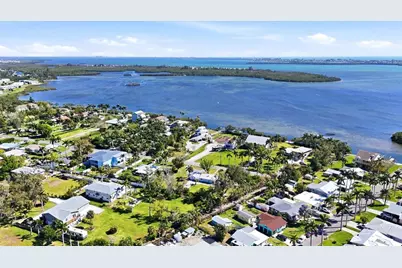 10218 46th Avenue W, Bradenton, FL 34210 - Photo 11