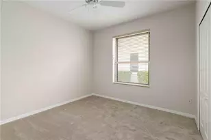 7815 Ashley Cir, University Park, FL 34201 - Photo 15