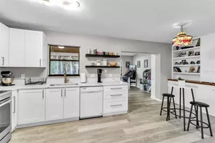 3415 51st Ave Cir W, Bradenton, FL 34210 - Photo 11