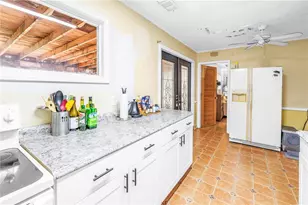 2334 Prospect St, Sarasota, FL 34239 - Photo 11