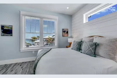 2210 Avenue A, Bradenton Beach, FL 34217 - Photo 29