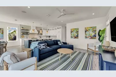 2210 Avenue A, Bradenton Beach, FL 34217 - Photo 15