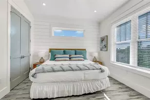 2210 Ave A, Bradenton Beach, FL 34217 - Photo 37