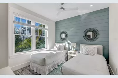 2210 Avenue A, Bradenton Beach, FL 34217 - Photo 27