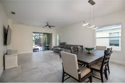 12146 Longview Lake Circle, Bradenton, FL 34211 - Photo 19