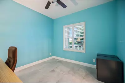 12146 Longview Lake Circle, Bradenton, FL 34211 - Photo 11