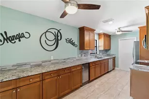 1878 Joyce St, Sarasota, FL 34231 - Photo 9