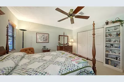 4310 74th Avenue E, Sarasota, FL 34243 - Photo 27
